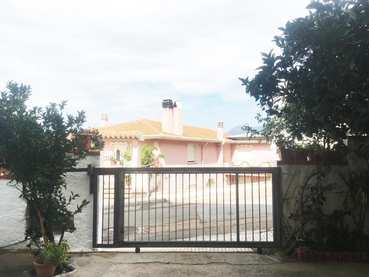 Bed And Breakfast Da Antonio - Orgosolo Exterior foto