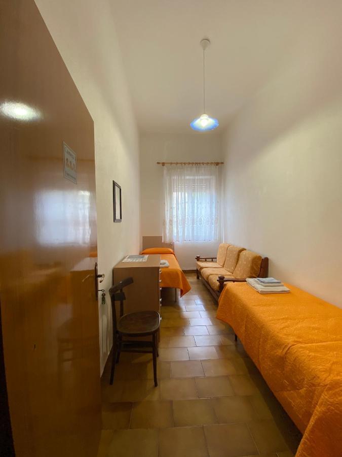 Bed And Breakfast Da Antonio - Orgosolo Exterior foto